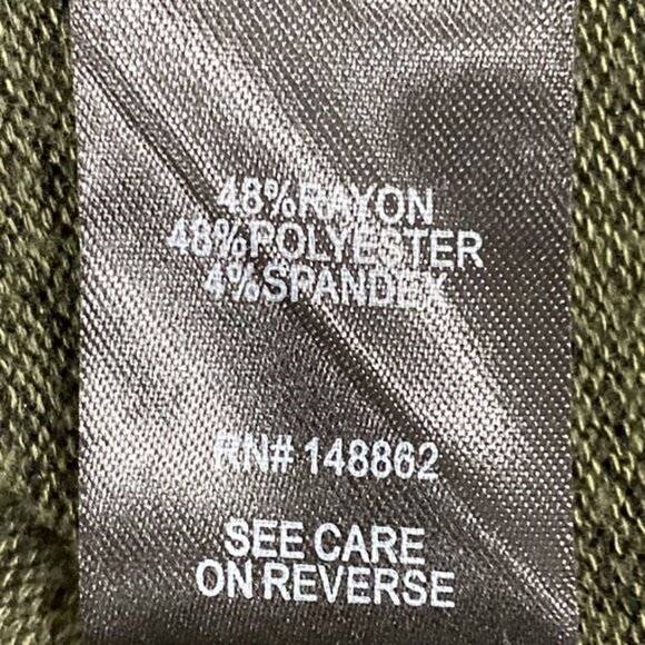 Torrid Super Soft Plush Hooded Long Sleeve Ruffle Top in Headered Green size 4X - Picture 10 of 11